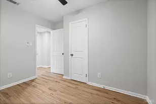 835 S Madison Dr, Pensacola, FL 32505 - Photo 8