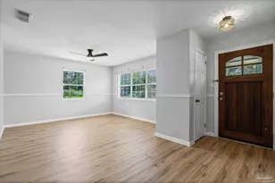 835 S Madison Dr, Pensacola, FL 32505 - Photo 2