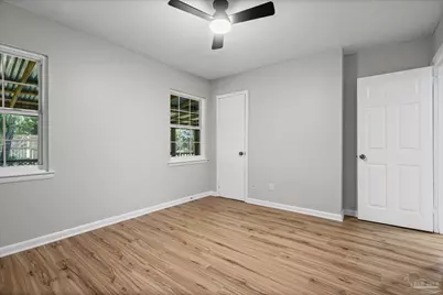 835 S Madison Dr, Pensacola, FL 32505 - Photo 12