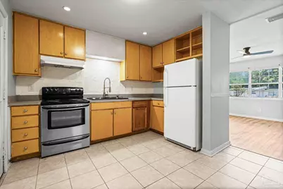 835 S Madison Dr, Pensacola, FL 32505 - Photo 4
