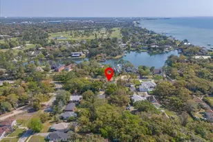 15 Lakeside Dr, Pensacola, FL 32507 - Photo 8
