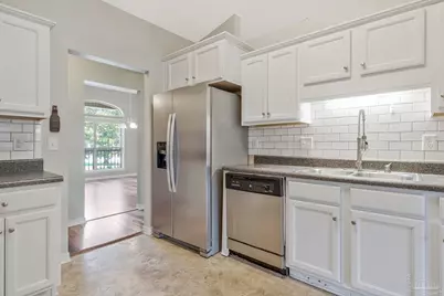 1921 University St, Pensacola, FL 32504 - Photo 14