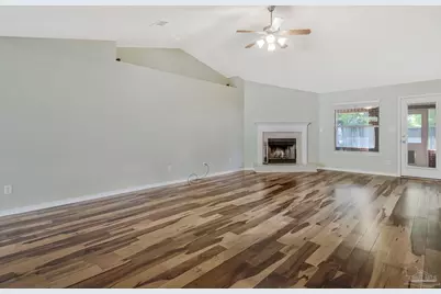 1921 University St, Pensacola, FL 32504 - Photo 6