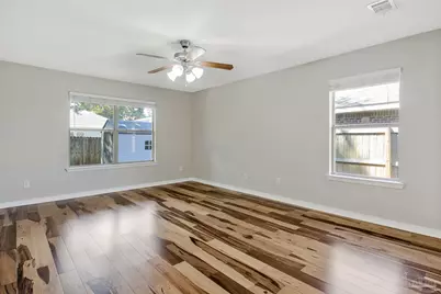 1921 University St, Pensacola, FL 32504 - Photo 20