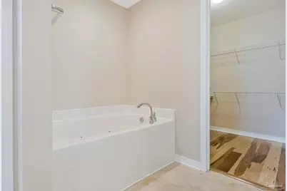1921 University St, Pensacola, FL 32504 - Photo 24
