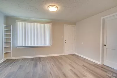 1016 W Maxwell St, Pensacola, FL 32501 - Photo 6
