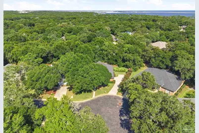 9730 Limpkin Ln, Pensacola, FL 32507 - Photo 68