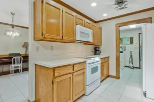 5555 Trafalgar Dr, Pensacola, FL 32504 - Photo 12