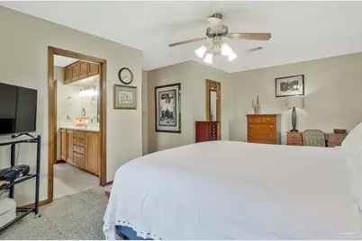 5555 Trafalgar Dr, Pensacola, FL 32504 - Photo 20