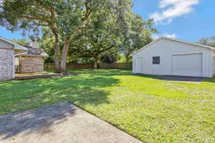 5555 Trafalgar Dr, Pensacola, FL 32504 - Photo 2