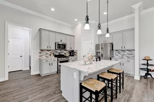 1576 Sawyers Rdg Cv, Cantonment, FL 32533 - Photo 4