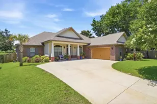 7703 Freesia, Navarre, FL 32566 - Photo 2