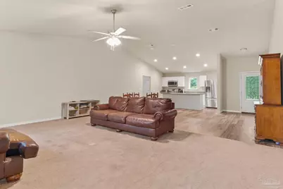 4571 Sunlight Cir, Milton, FL 32583 - Photo 4