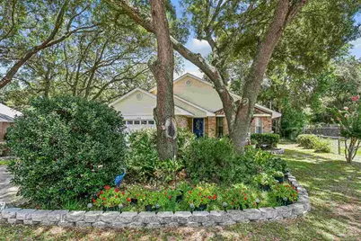 1945 Dunlap St, Pensacola, FL 32507 - Photo 2