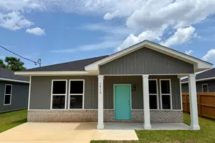 5416 Kee Memorial Dr, Pensacola, FL 32507 - Photo 1