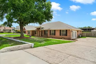 3310 Indian Hills Dr, Pace, FL 32571 - Photo 2