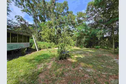 7842 Whiting Field Cir, Milton, FL 32570 - Photo 4
