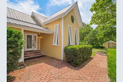 73 Scribner Ave, Defuniak Springs, FL 32435 - Photo 6