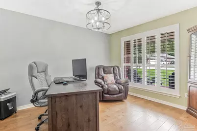 2633 Southern Oaks Dr, Cantonment, FL 32533 - Photo 4