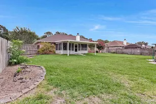 2633 Southern Oaks Dr, Cantonment, FL 32533 - Photo 30