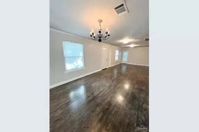 1650 N A St, Pensacola, FL 32501 - Photo 8
