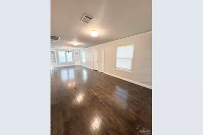 1650 N A St, Pensacola, FL 32501 - Photo 6
