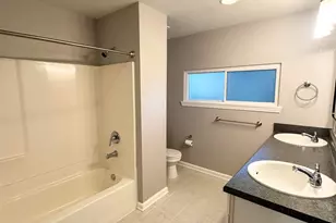 1650 N A St, Pensacola, FL 32501 - Photo 32