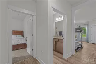 6510 Covington Cir, Pensacola, FL 32526 - Photo 18