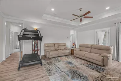6510 Covington Cir, Pensacola, FL 32526 - Photo 12
