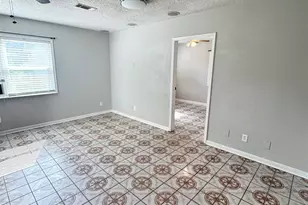 802 Blue Springs Dr, Pensacola, FL 32505 - Photo 18