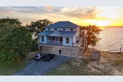 305 S Garcon Point Rd, Milton, FL 32583 - Photo 10