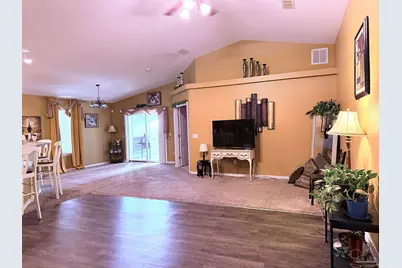 2007 Gren Mill Ct, Cantonment, FL 32533 - Photo 4
