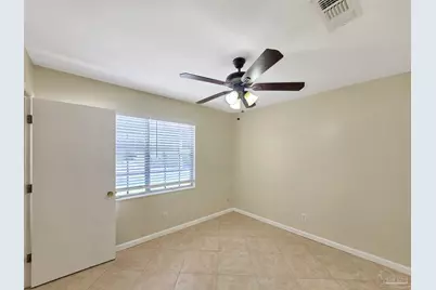 4547 Marseille Dr, Pensacola, FL 32505 - Photo 14