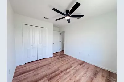 9296 Military Trl, Navarre, FL 32566 - Photo 20
