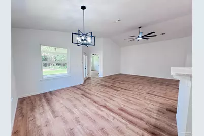 9296 Military Trl, Navarre, FL 32566 - Photo 14