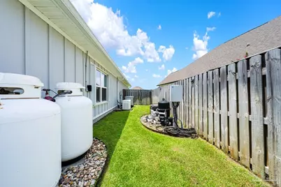 2367 Cloudberry Dr, Gulf Breeze, FL 32563 - Photo 38