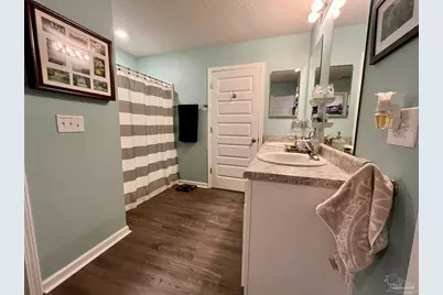 5375 Peach Dr, Milton, FL 32571 - Photo 18
