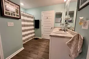 5375 Peach Dr, Milton, FL 32571 - Photo 18
