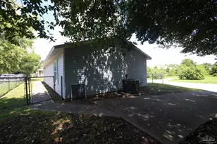 624 N G St, Pensacola, FL 32501 - Photo 10