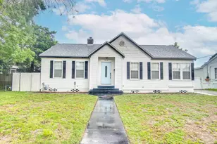 2012 N 19th Ave, Pensacola, FL 32503 - Photo 2