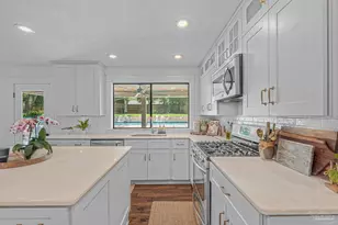7409 Camale Dr, Pensacola, FL 32504 - Photo 14
