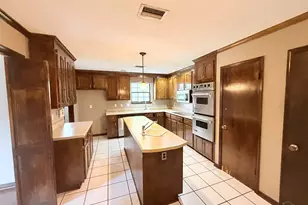 365 Arabian Dr, Pensacola, FL 32506 - Photo 4