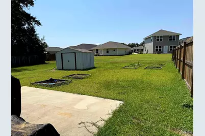 1333 Fairchild St, Pensacola, FL 32504 - Photo 12