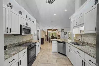 9088 Iron Gate Blvd, Milton, FL 32570 - Photo 8