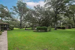 6027 Spanish Oak Dr, Pensacola, FL 32526 - Photo 4