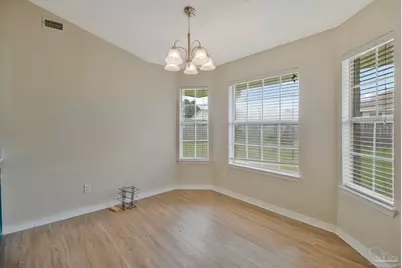5267 Hawks Nest Dr, Milton, FL 32570 - Photo 6