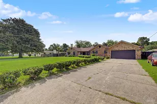 2017 E Cross St, Pensacola, FL 32503 - Photo 8