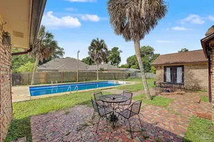 2017 E Cross St, Pensacola, FL 32503 - Photo 16
