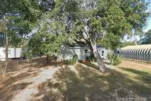 6029 Capitol Dr, Gulf Breeze, FL 32563 - Photo 1