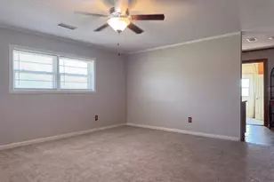 7810 Hidalgo Ln, Pensacola, FL 32526 - Photo 14